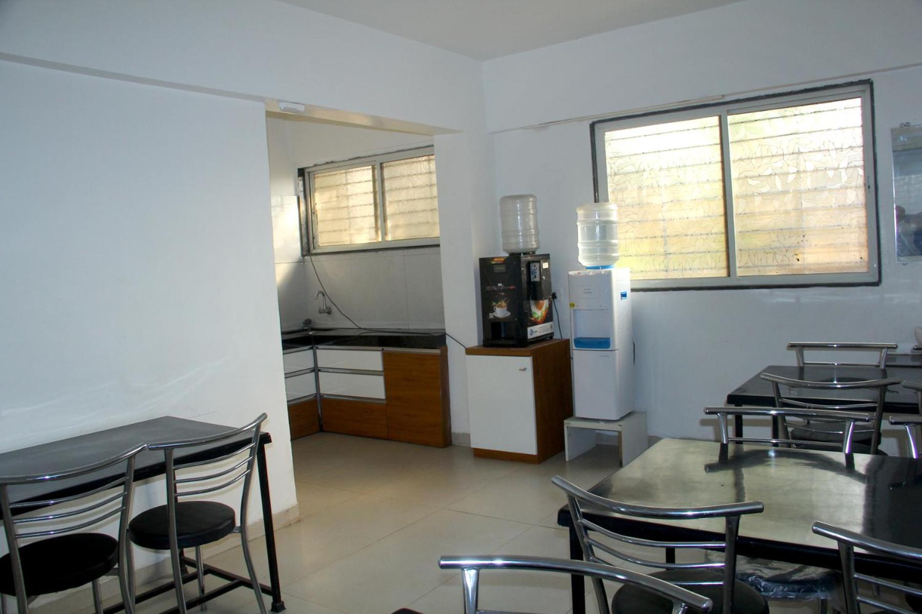Hotel Ambai Executive Tuljapur ภายนอก รูปภาพ